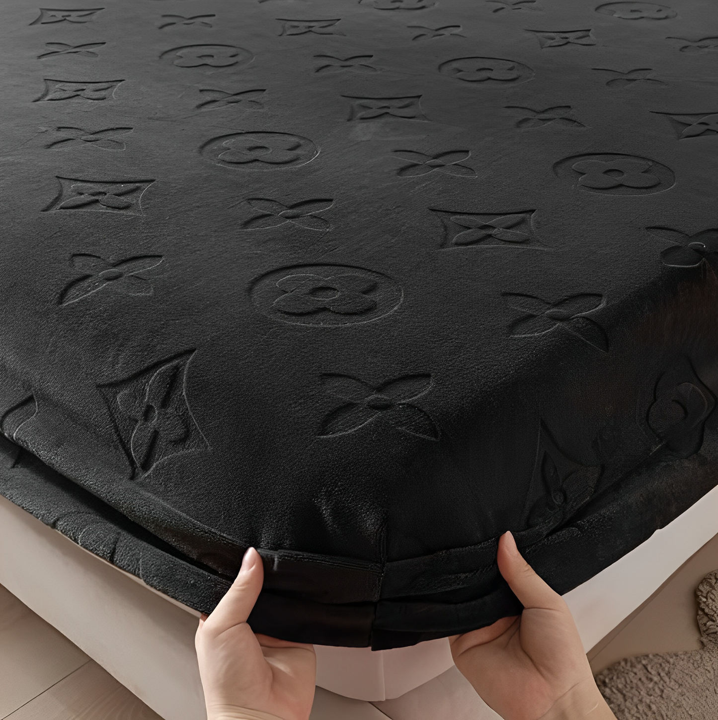 Luxe Velvet Bed Set (Pillowcases Included)